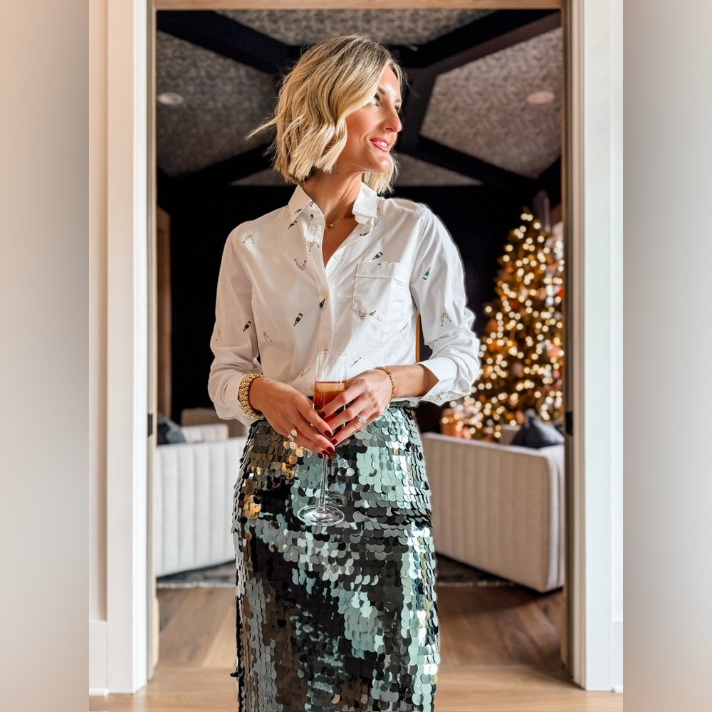 Women Other White Button-Up Shirt with Green Embroidery